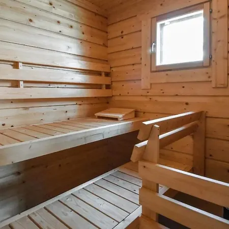 Viena Βίλα Ähtäri